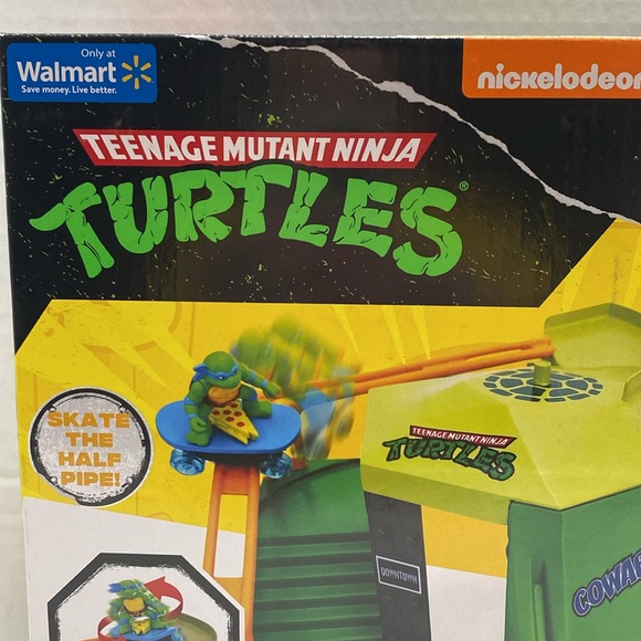 TEENAGE MUTANT NINJA TURTLES MINI MADNESS SKATE PARK - Picture 2 of 16